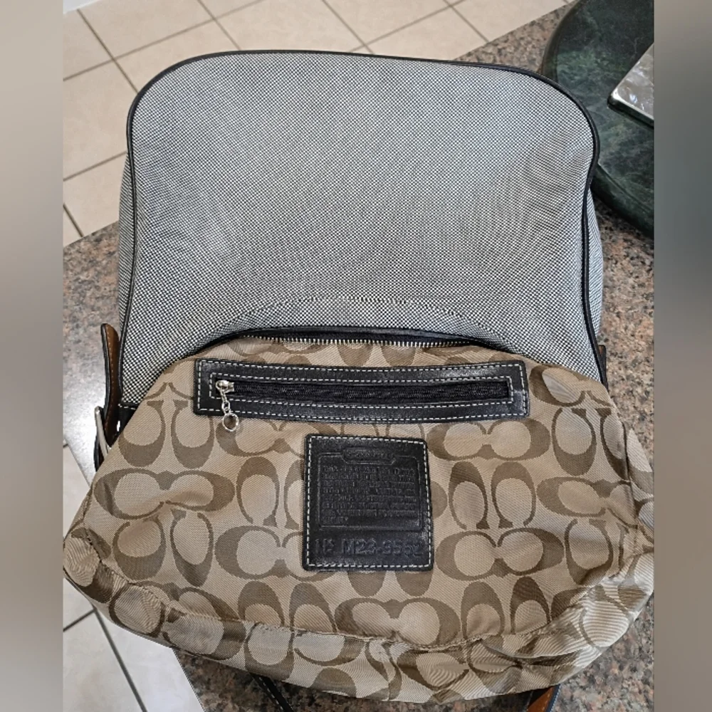 Coach Zoe Hobo Shoulder Bag